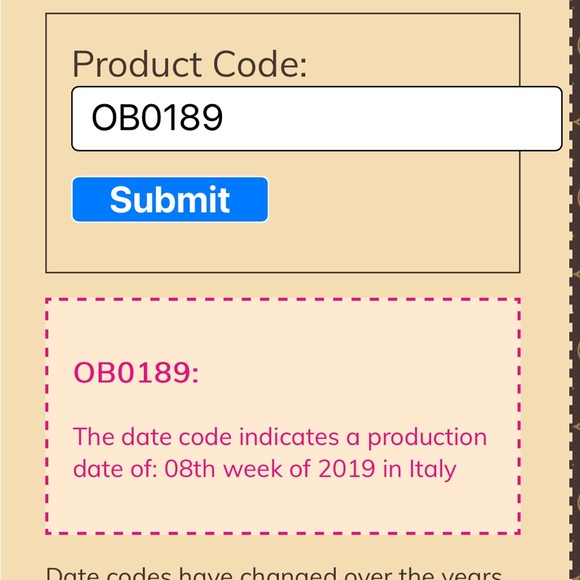 Louis Vuitton Essential V Pendant Necklace - Picture 10 of 12